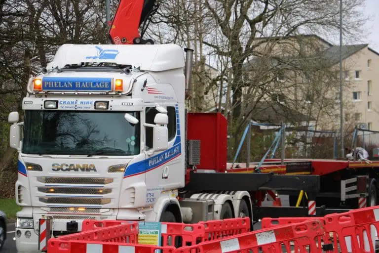 Unlocking New Heights: The Versatile Uses of a 30 Metre Mobile Crane